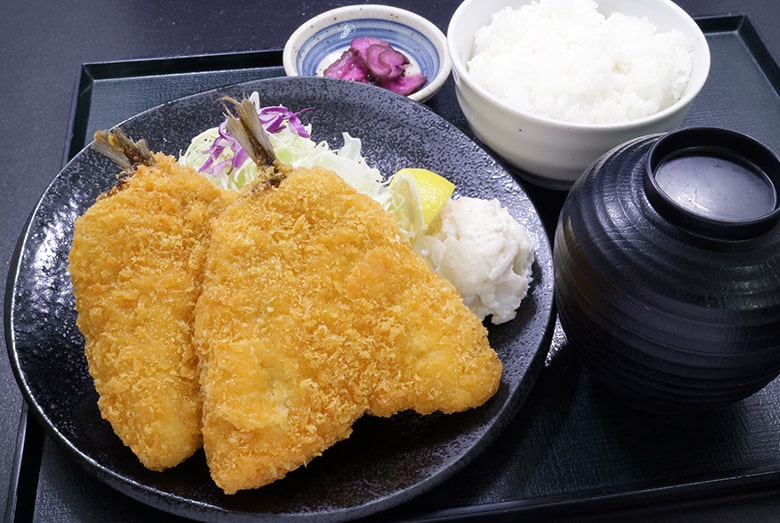 アジフライ定食780円