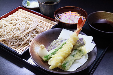 天せいろ蕎麦と冷奴